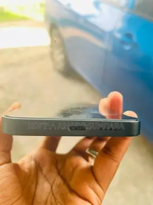 Apple iPhone 13 (Used)