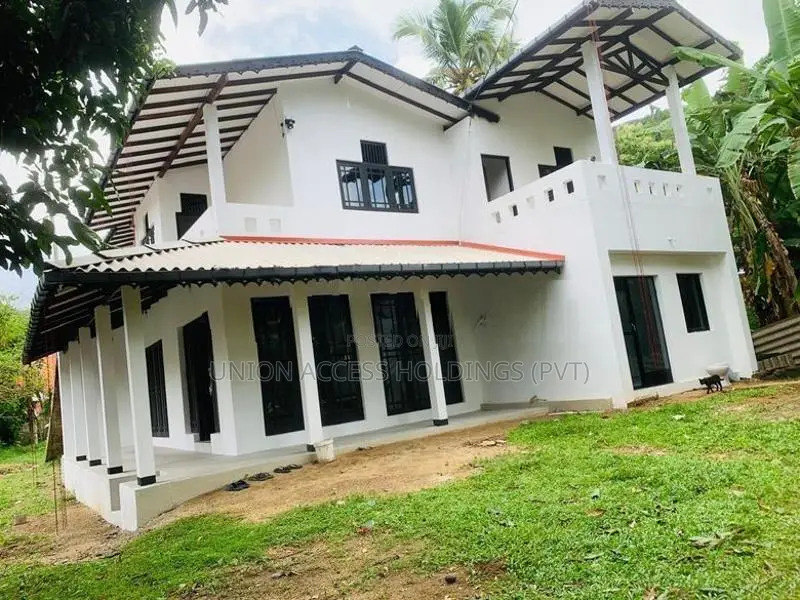 අගනා නව දෙමහල් නිවසක් විකිණීමට - කුරුණෑගල වැල්ලව පාර