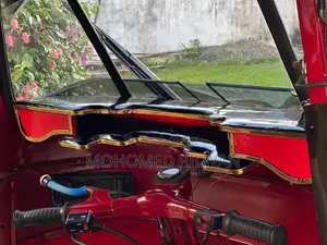 Bajaj RE 2003