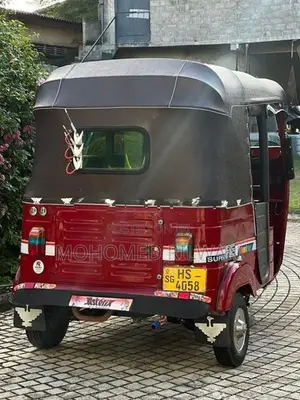 Bajaj RE 2003