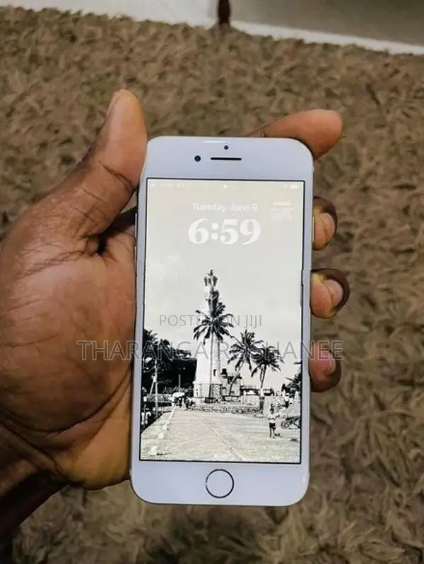 Apple iPhone 8 (Used)