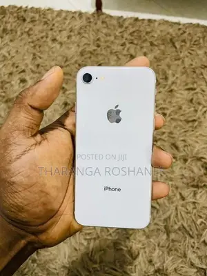 Apple iPhone 8 (Used)