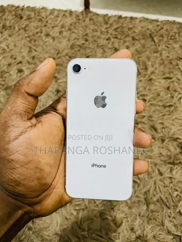 Apple iPhone 8 (Used)