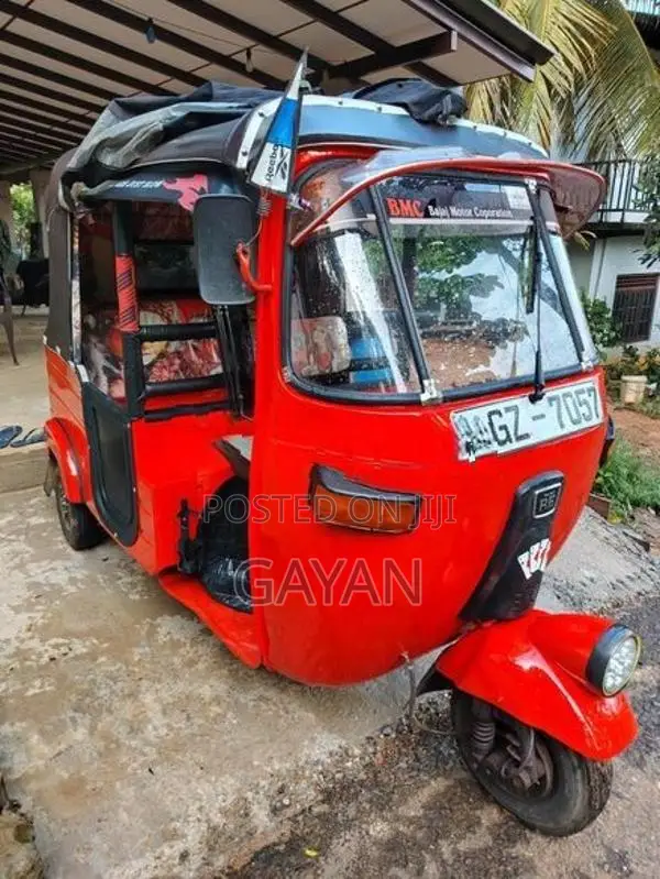 Bajaj RE 2003