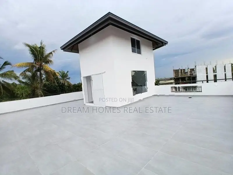 Modern Contemporary Box-Type Luxury House – Boralesgamuwa