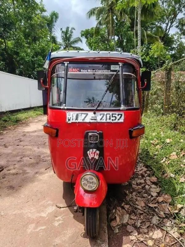 Bajaj RE 2003