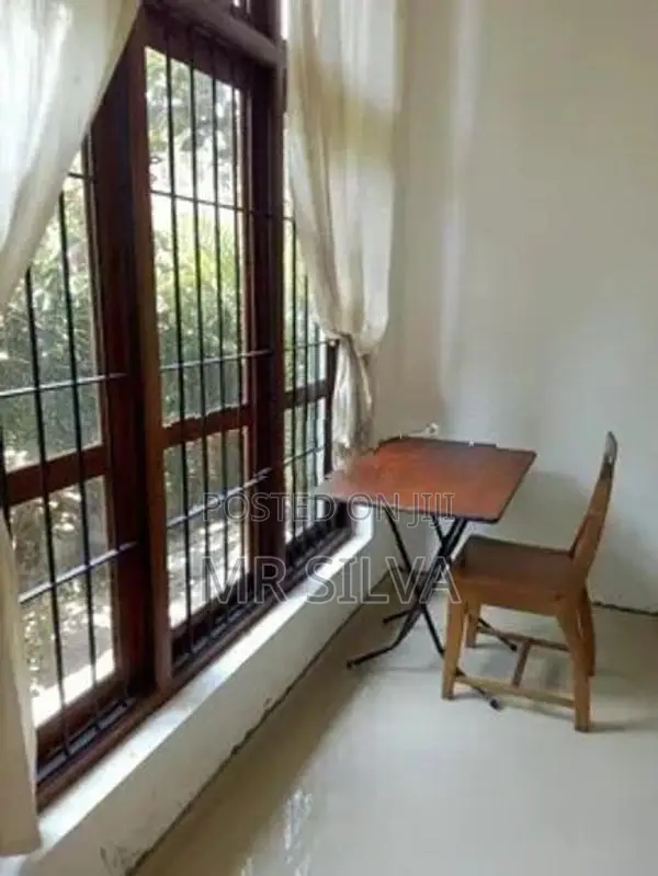 Room for Rent in Nugegoda Boys