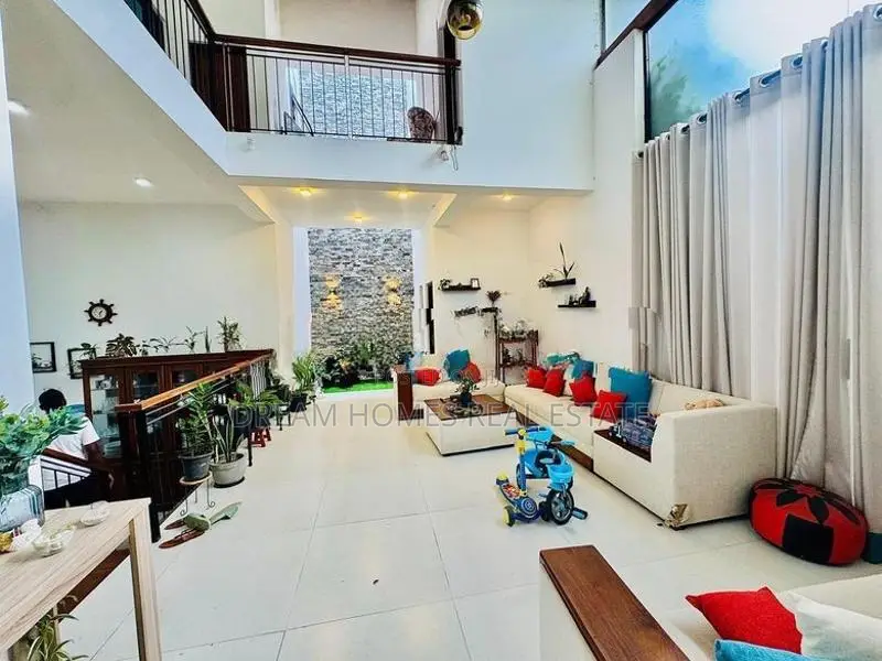 Two Storey Family House for Sale – Hokandara