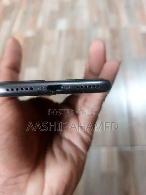 Apple iPhone 8 256GB (Used)