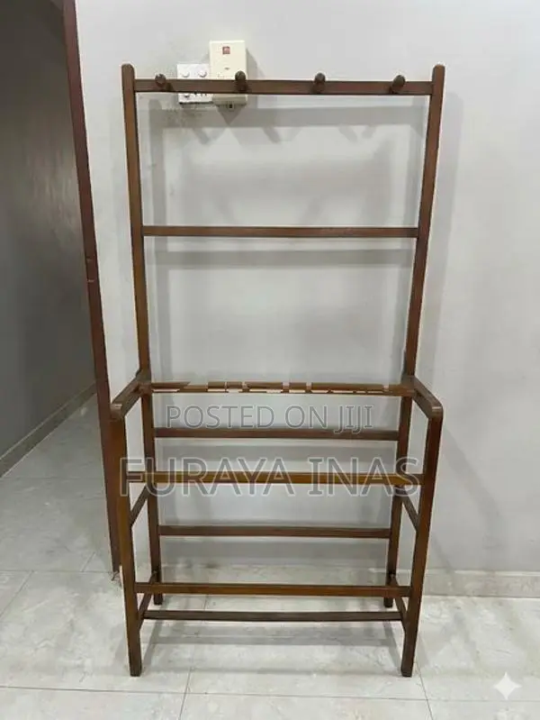 Wooden Towel Rack