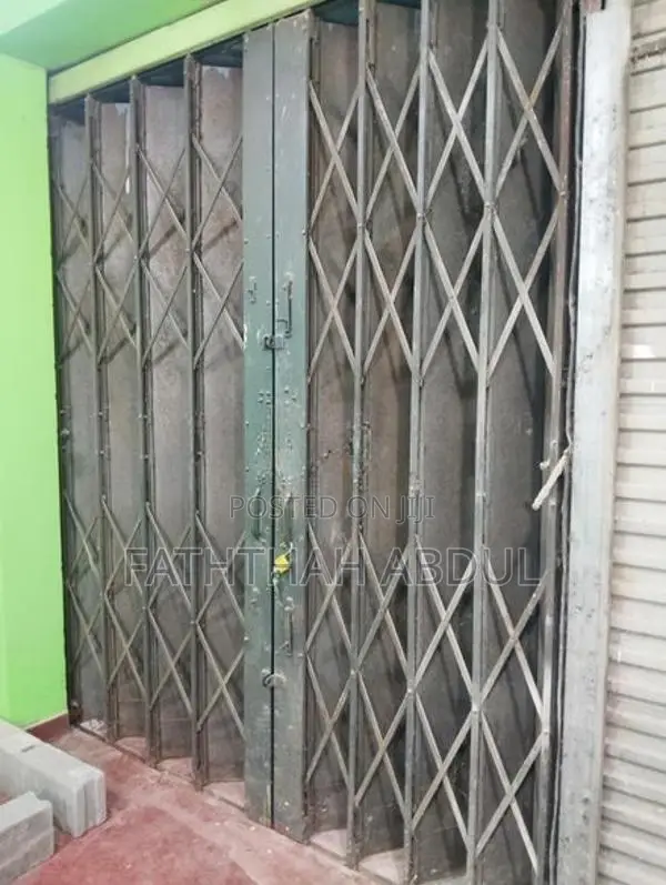 Slide Gate