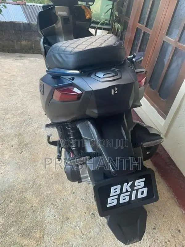 Hero XOOM 125R 2026