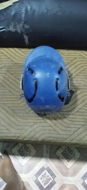 Cricket Pads with Helmet