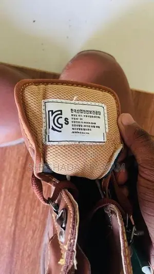 Korean Road Face RF-60 Safety Shoes (Size 270)