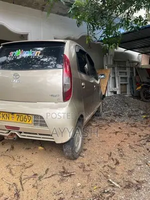 Tata Nano LX 2012