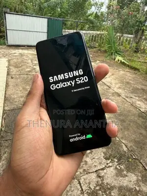 Samsung Galaxy S20 (Used)