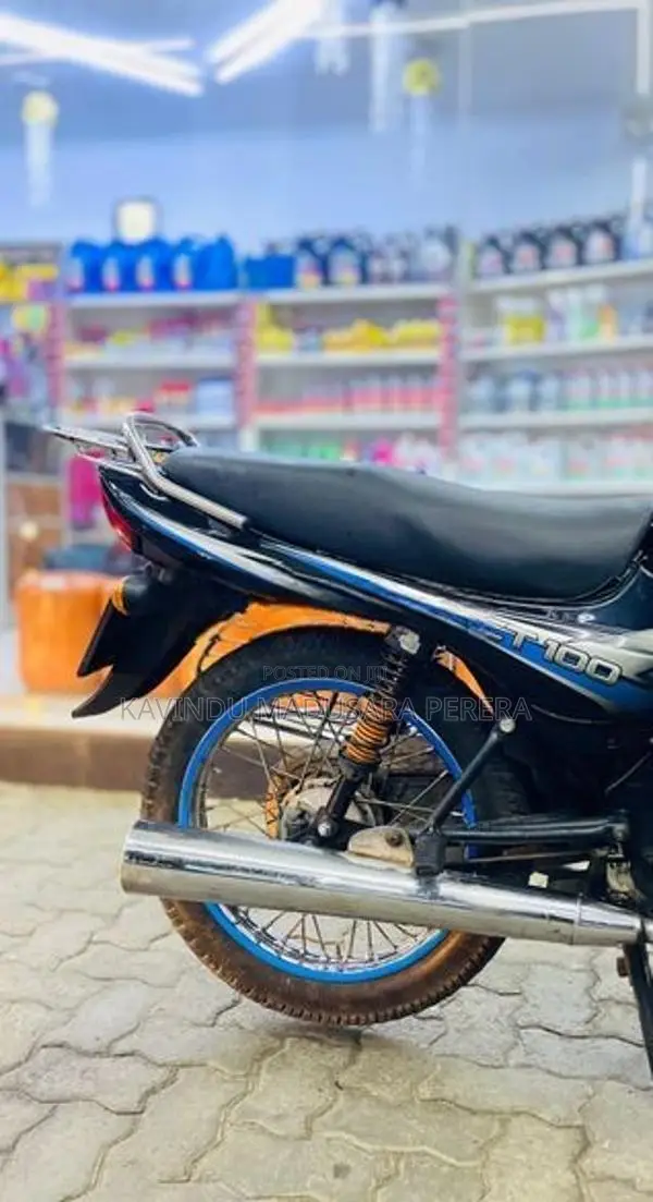 Bajaj CT100 2008