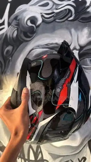 Axor Helmet
