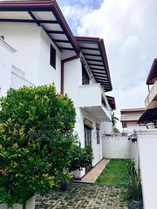 Valuable House for Sale Athurugiriya