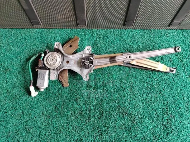 Toyota Corolla AE110 Front Left Door Winder