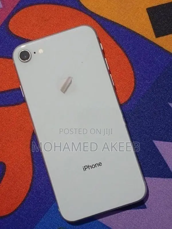 Apple iPhone 8 (Used)