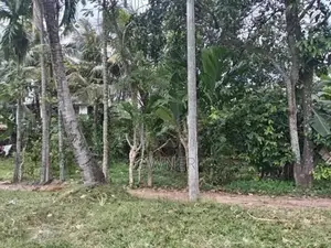 Land For Sale In Malabe Thalahena