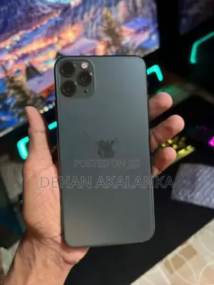 Apple iPhone 11 Pro Max (Used)
