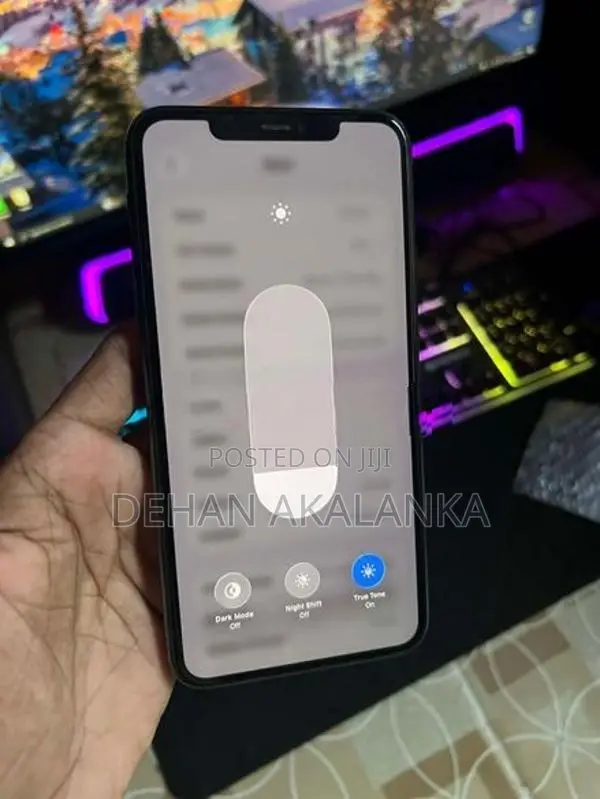 Apple iPhone 11 Pro Max (Used)