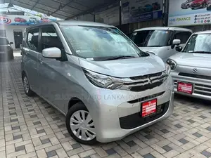 Mitsubishi eK Wagon M 2024