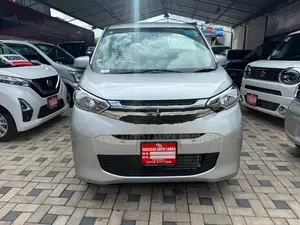 Mitsubishi eK Wagon M 2024