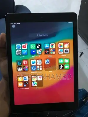 Apple iPad 6th Gen