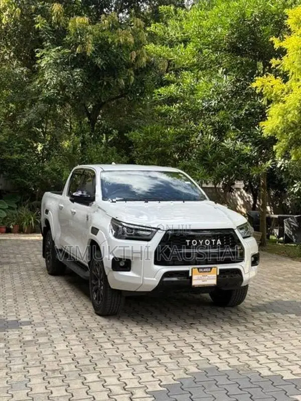 Toyota Hilux GR Sport 2024