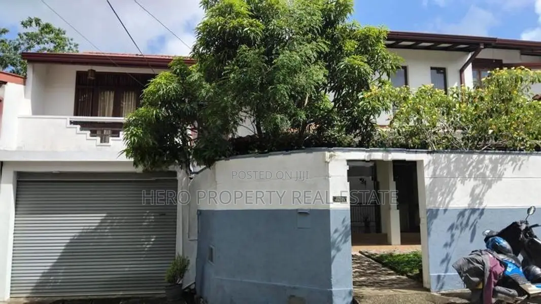 HJS168 - Modern Two Story House for Sale in Kiribathgoda