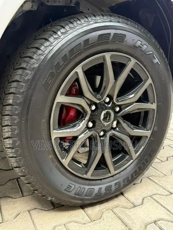 Toyota Hilux GR Sport 2024