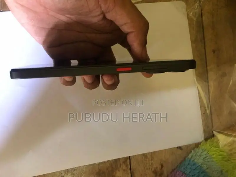ZTE nubia V70 (Used)