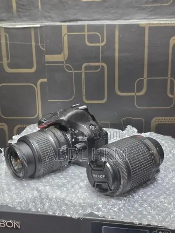 Nikon D5200 with 2 Lens