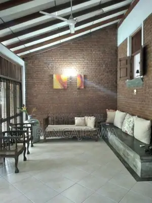 Architecturally Designed House for Rent Kottawa