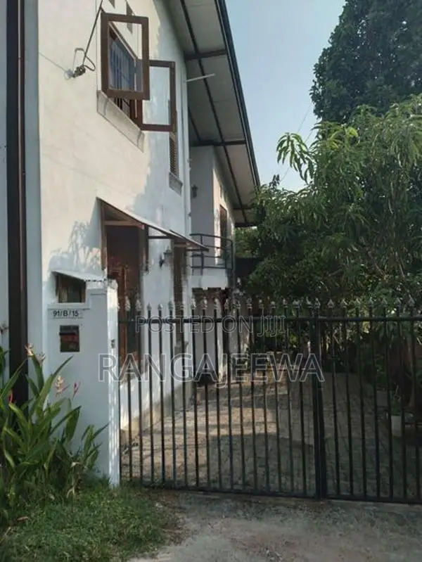 Architecturally Designed House for Rent Kottawa