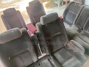 එජස්ටබල් සීට්