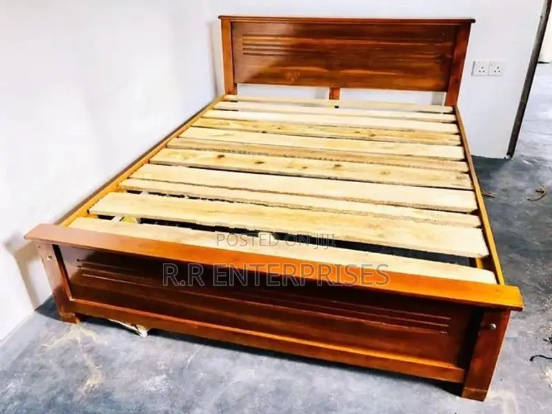Teak 6*5 ft 72*60 Box Bed