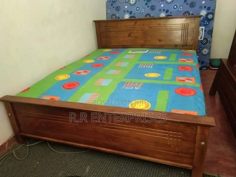 Teak 6*5 ft 72*60 Box Bed