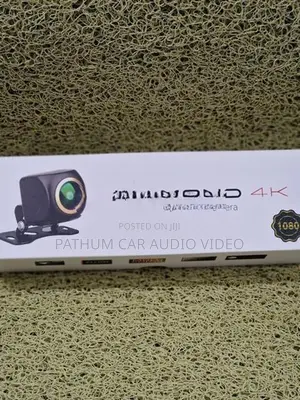 Diamond 4 K Android Player Support Reverse Camera Black Finish