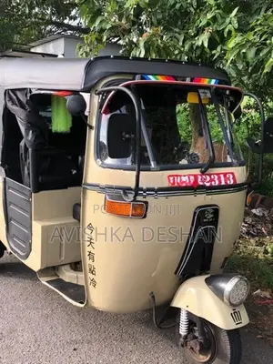Bajaj RE 2005
