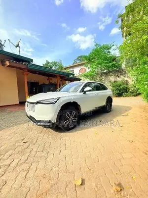 Honda Vezel Z Premium 2025