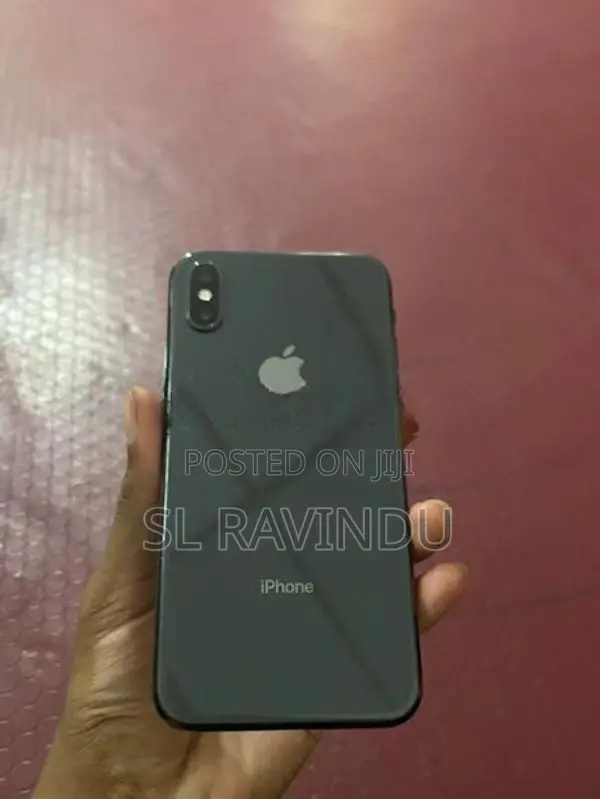 Apple iPhone X (Used)