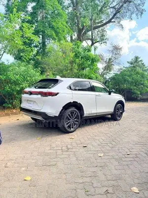 Honda Vezel Z Premium 2025