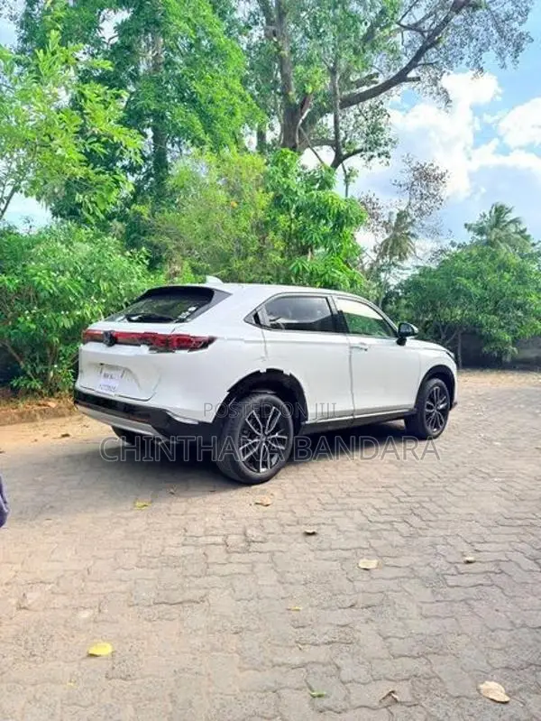 Honda Vezel Z Premium 2025