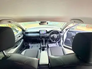 Honda Vezel Z Premium 2025