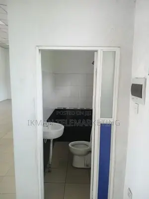Commercial Property Building for Rent – Godagama