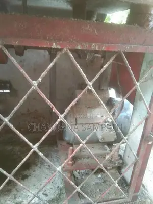 බ්ලොක් ගල් මැෂිමක්